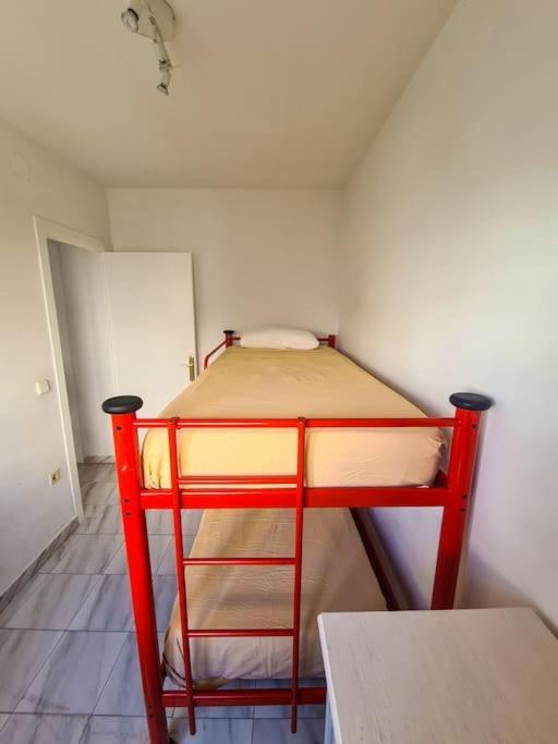 Nice Beachside 2-Bd Apt Near Barcelona Cunit Exterior photo